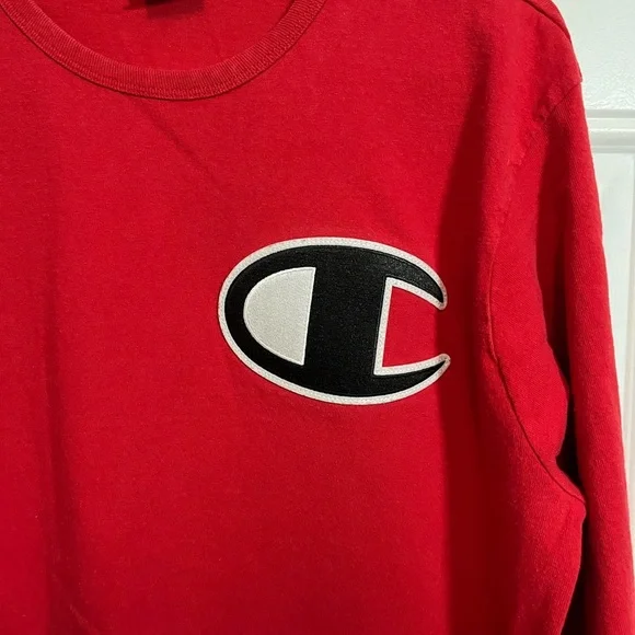 2/$30 Champion Men’s Large Classic Red Crewneck Shirt - Picture 4 of 6